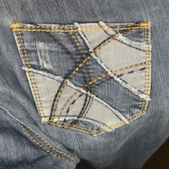 Women's 1st Kiss Skinny Jeans, Size 5. - Picture 6 of 10